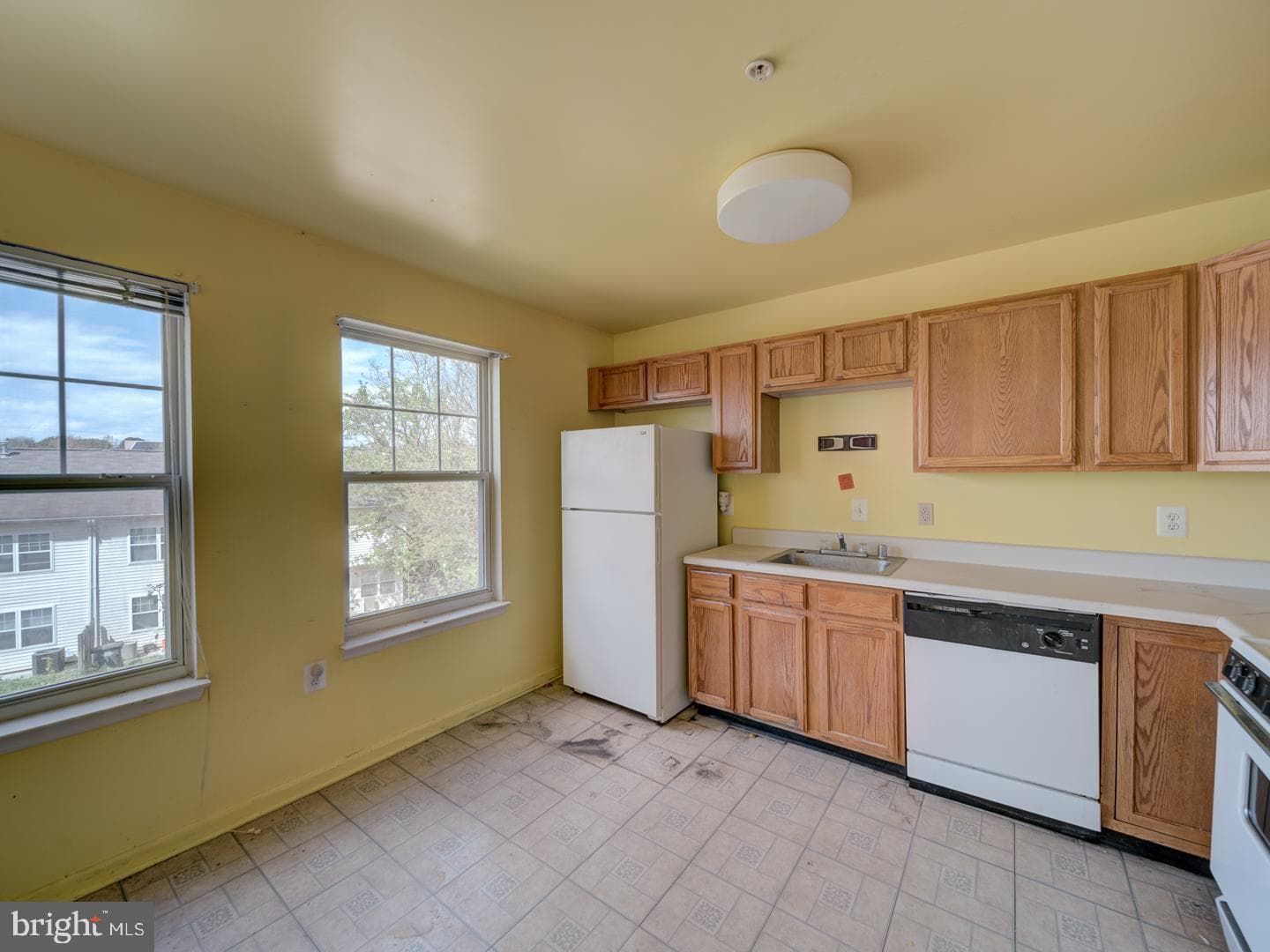 906 Blakney Lane SE photo 18
