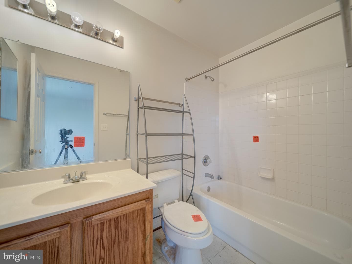 906 Blakney Lane SE photo 32