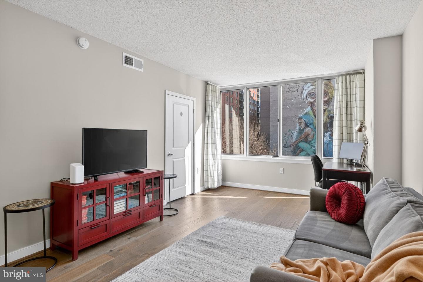 555 Massachusetts Avenue NW #406 photo 6