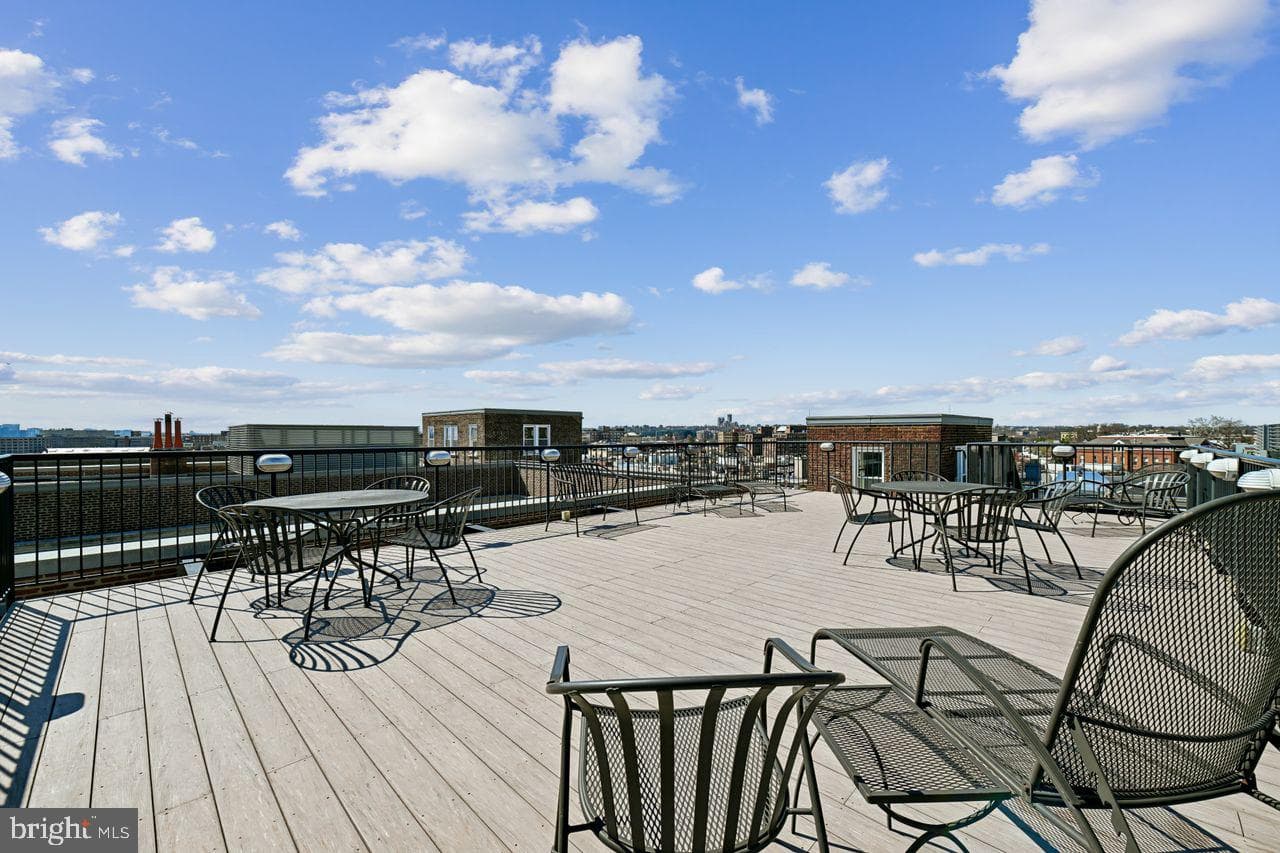 1661 Crescent Place NW #502 photo 37
