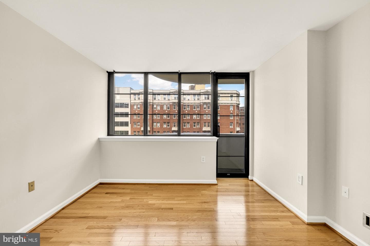 1312 Massachusetts Avenue NW #503 photo 24