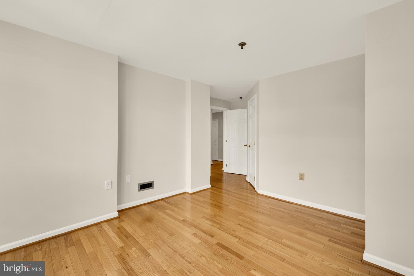 1312 Massachusetts Avenue NW #503 photo 26