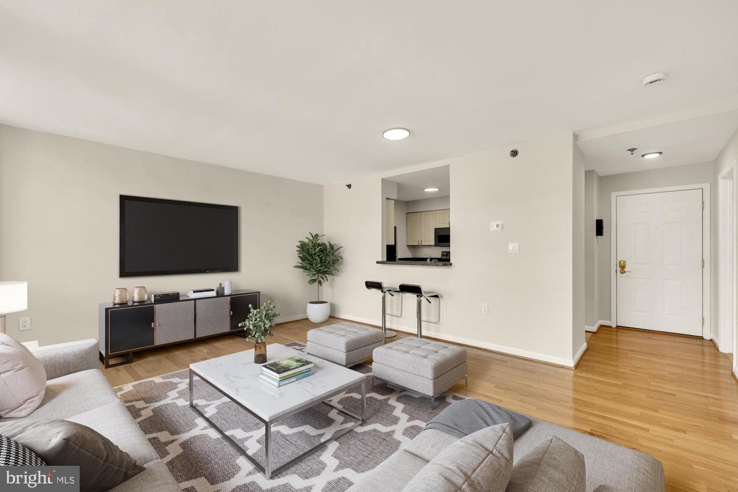 1312 Massachusetts Avenue NW #503 photo 9