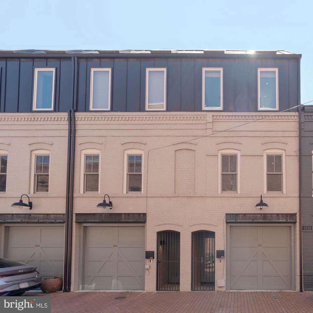 1313 Linden Court NE, Washington