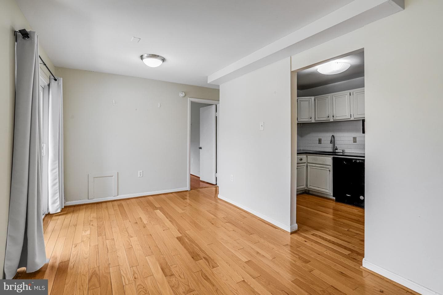 4555 Macarthur Boulevard NW #103 photo 10