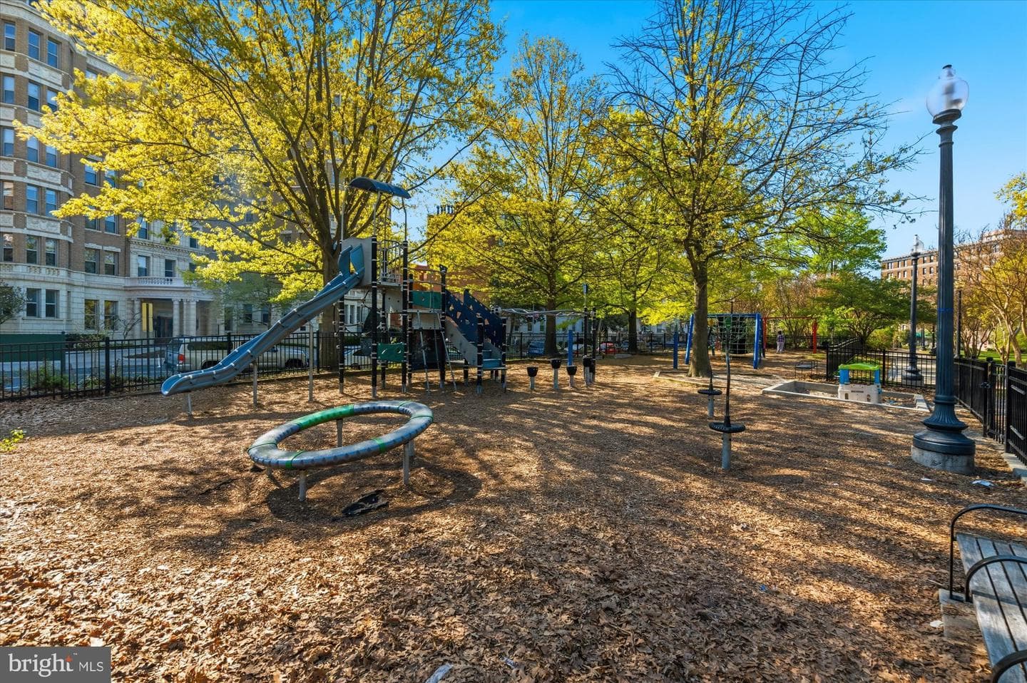 1875 Mintwood Place NW #2 photo 21