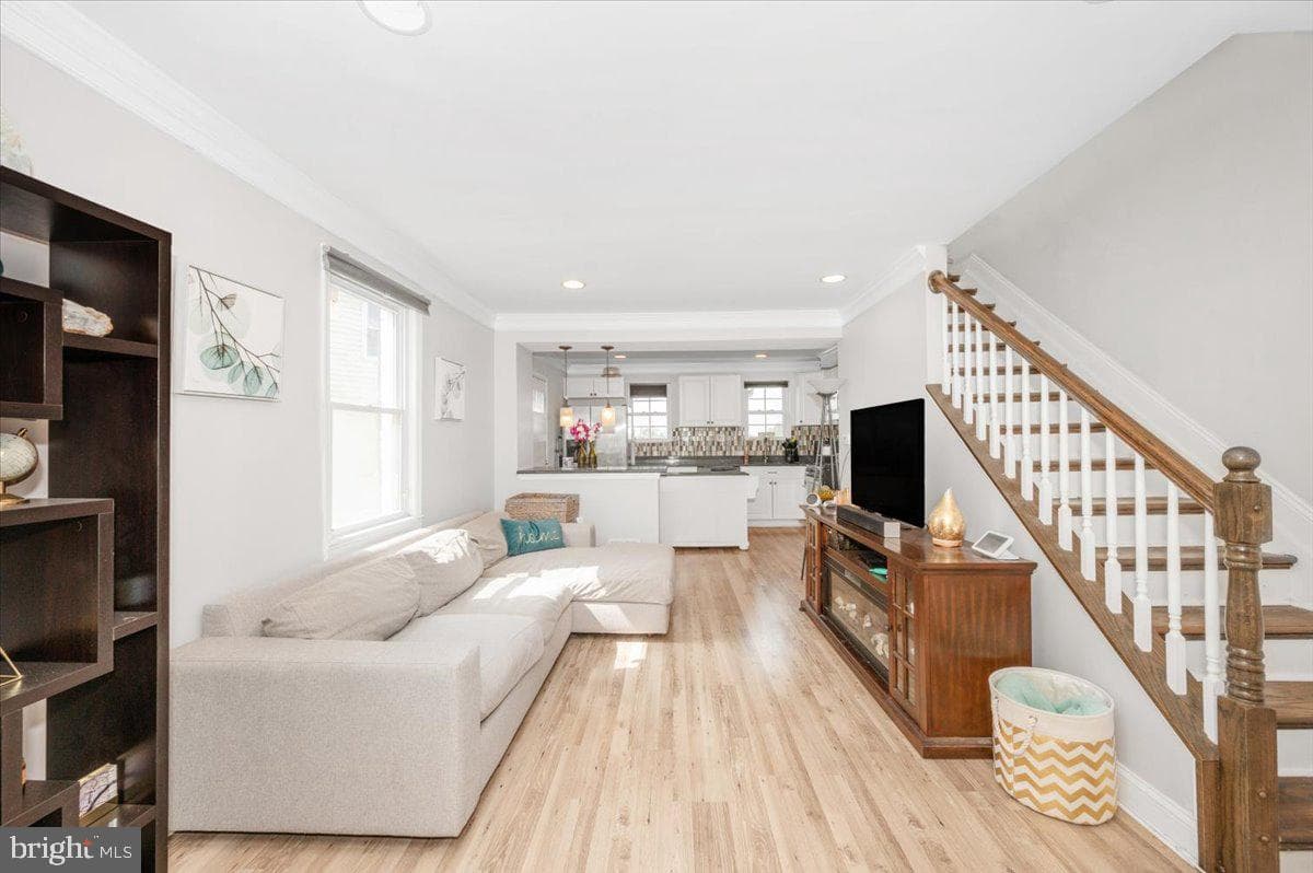5124 Just Street NE, Washington