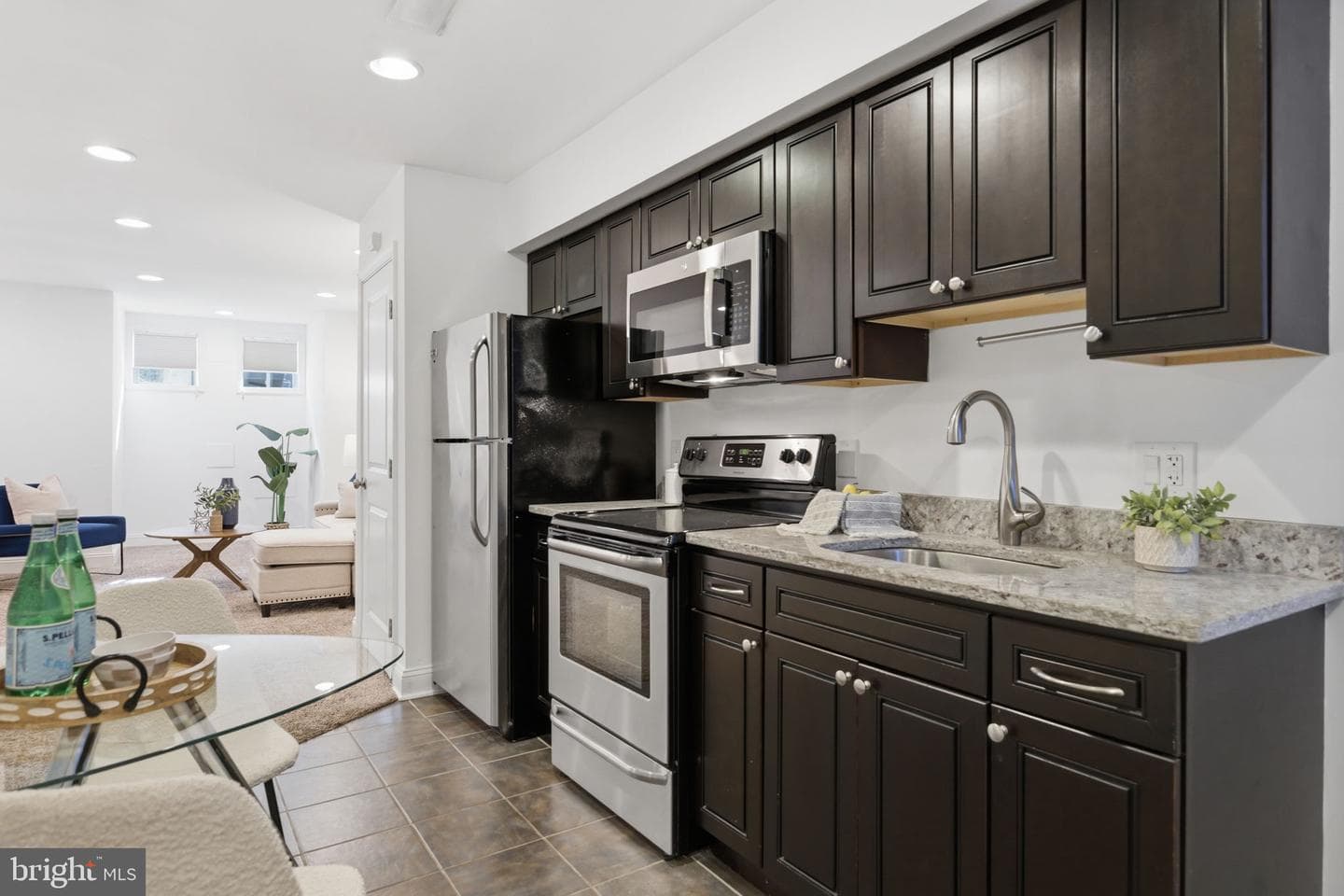 524 7th Street NE photo 16