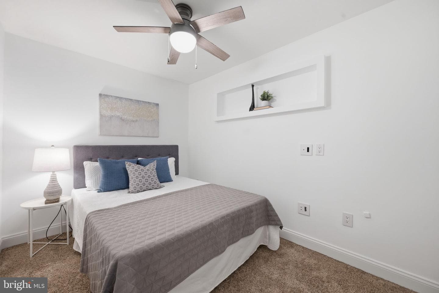 524 7th Street NE photo 17