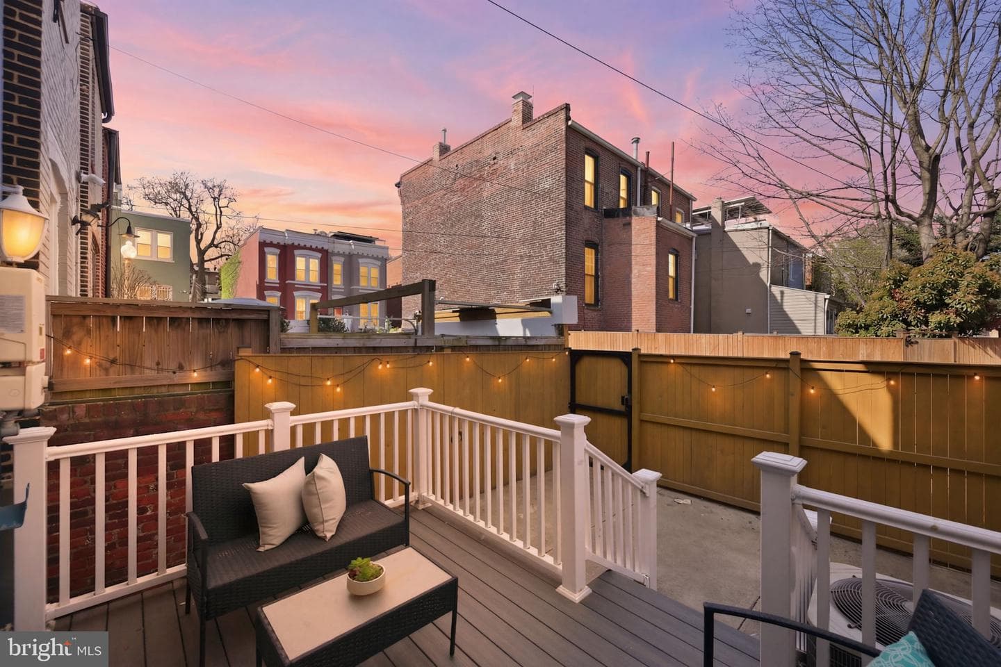 524 7th Street NE photo 19