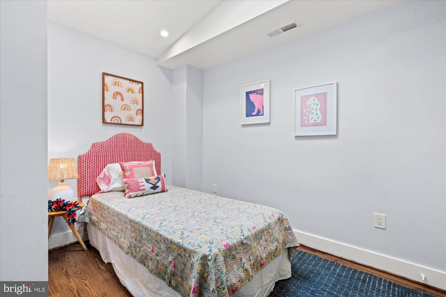 322 A Street NE photo 31