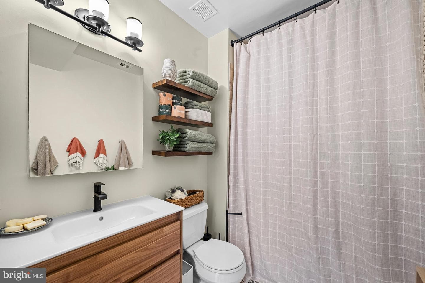 3039 16th Street NW #302 photo 18