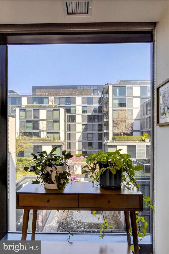925 H Street NW #707 photo 21