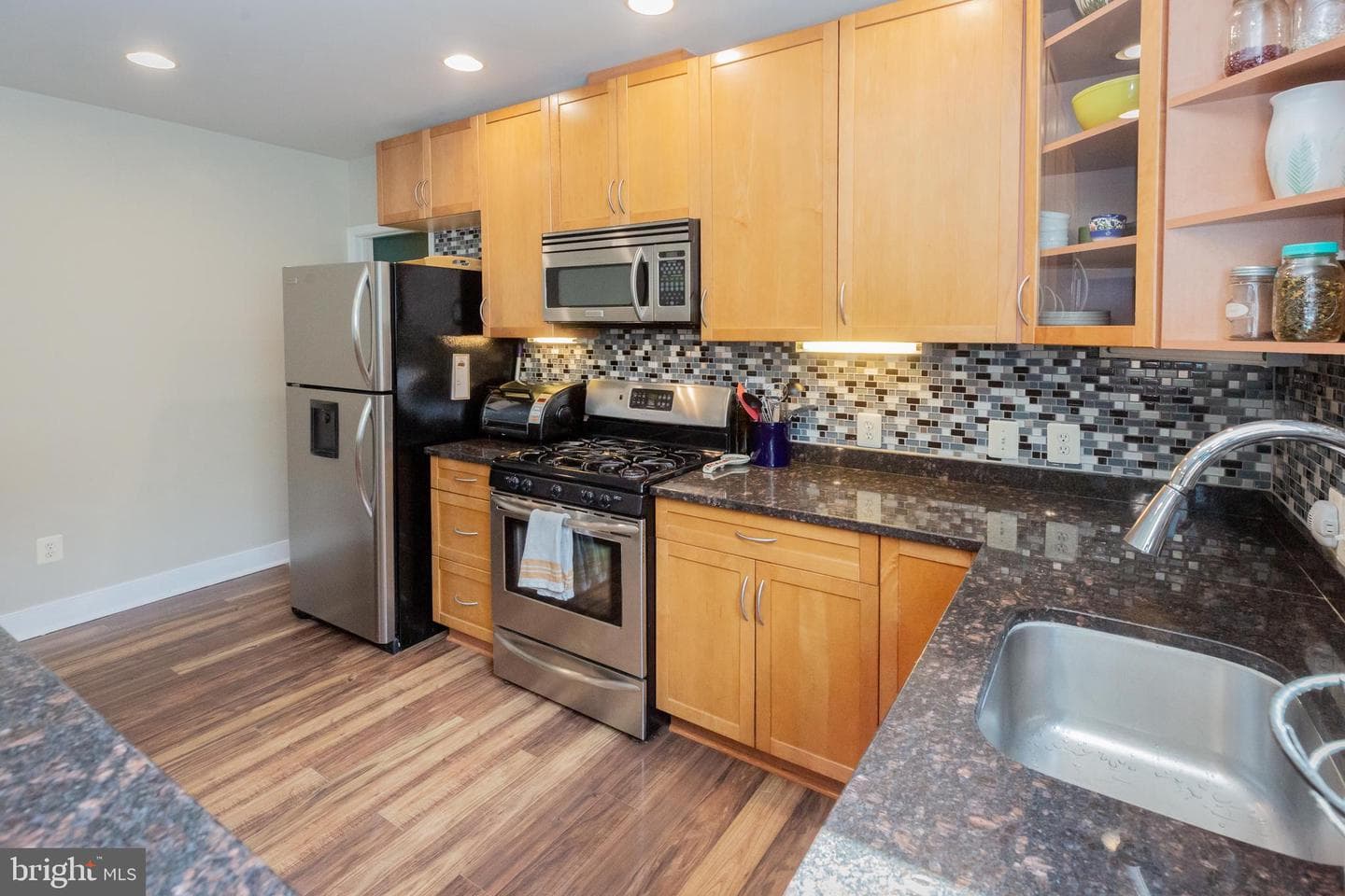 423 18th Street NE #12 photo 13