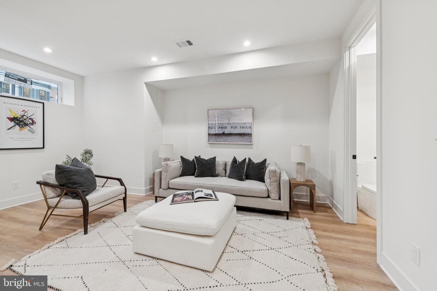 2507 I Street NW photo 24