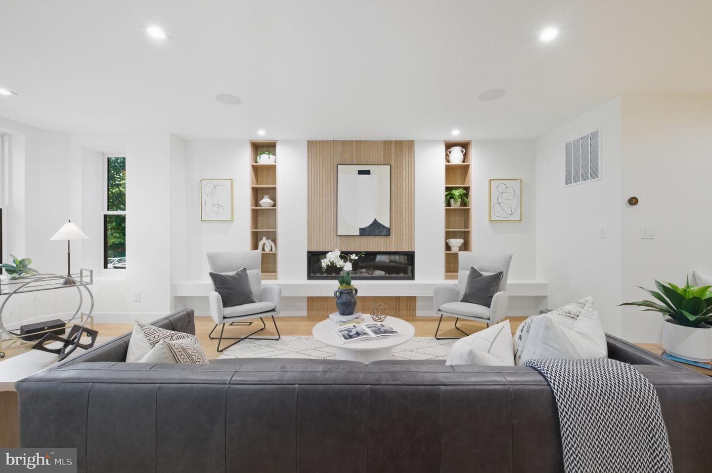 2507 I Street NW photo 4