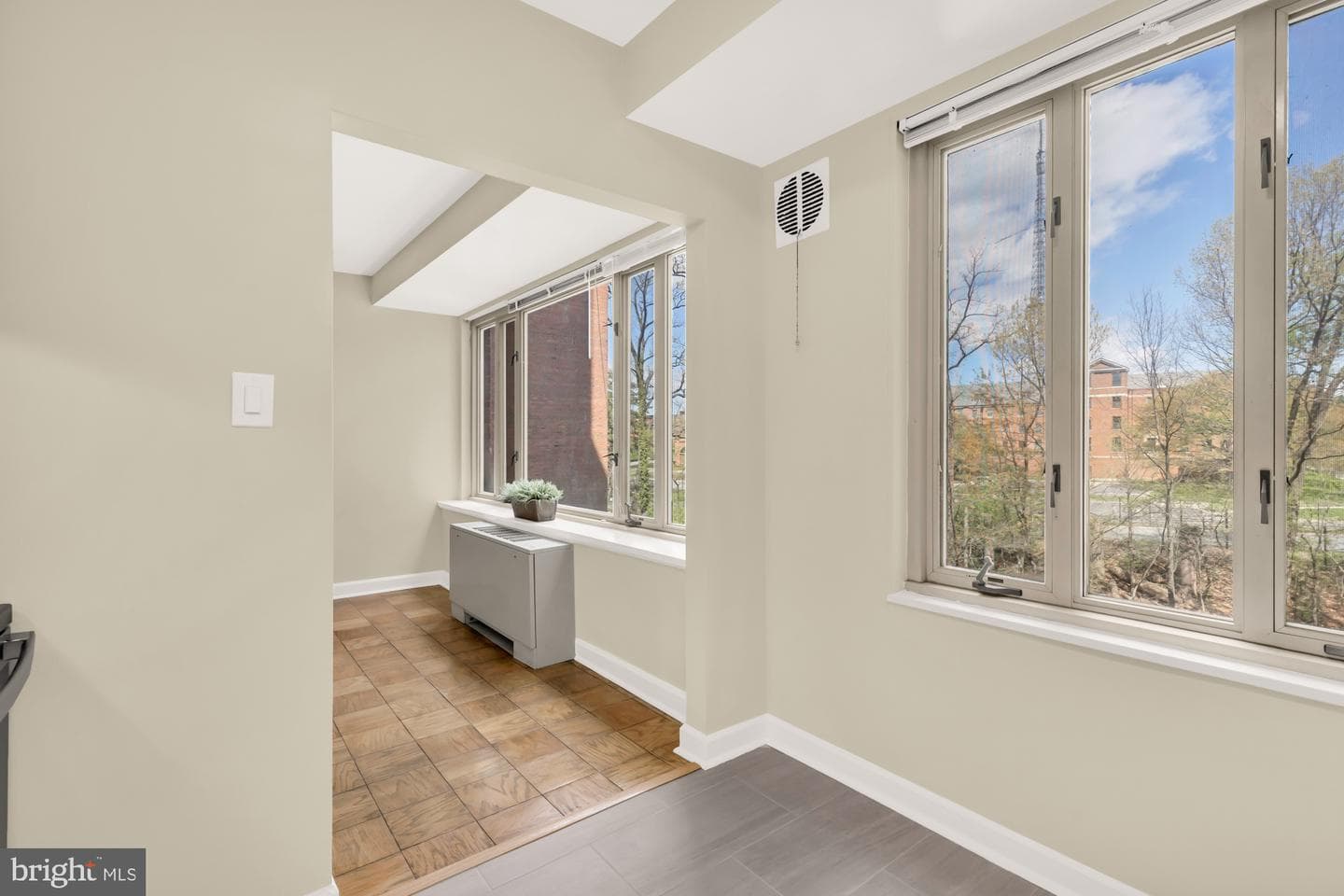 4301 Massachusetts Avenue NW #4001 photo 9