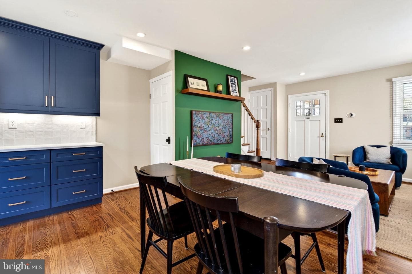 618 Faraday Place NE photo 13