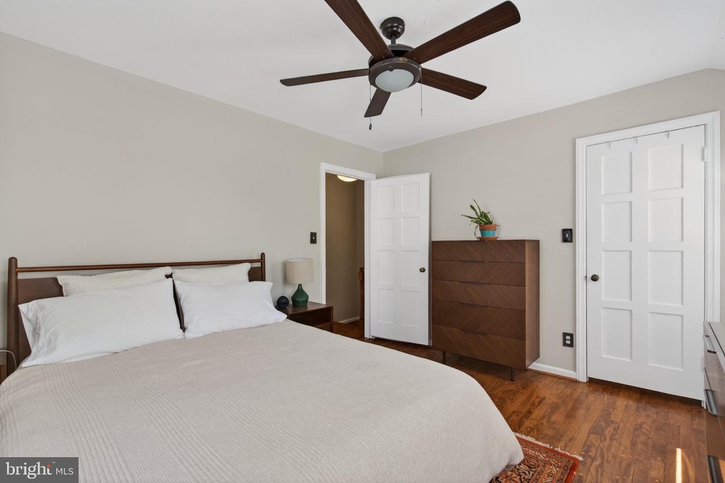 618 Faraday Place NE photo 18