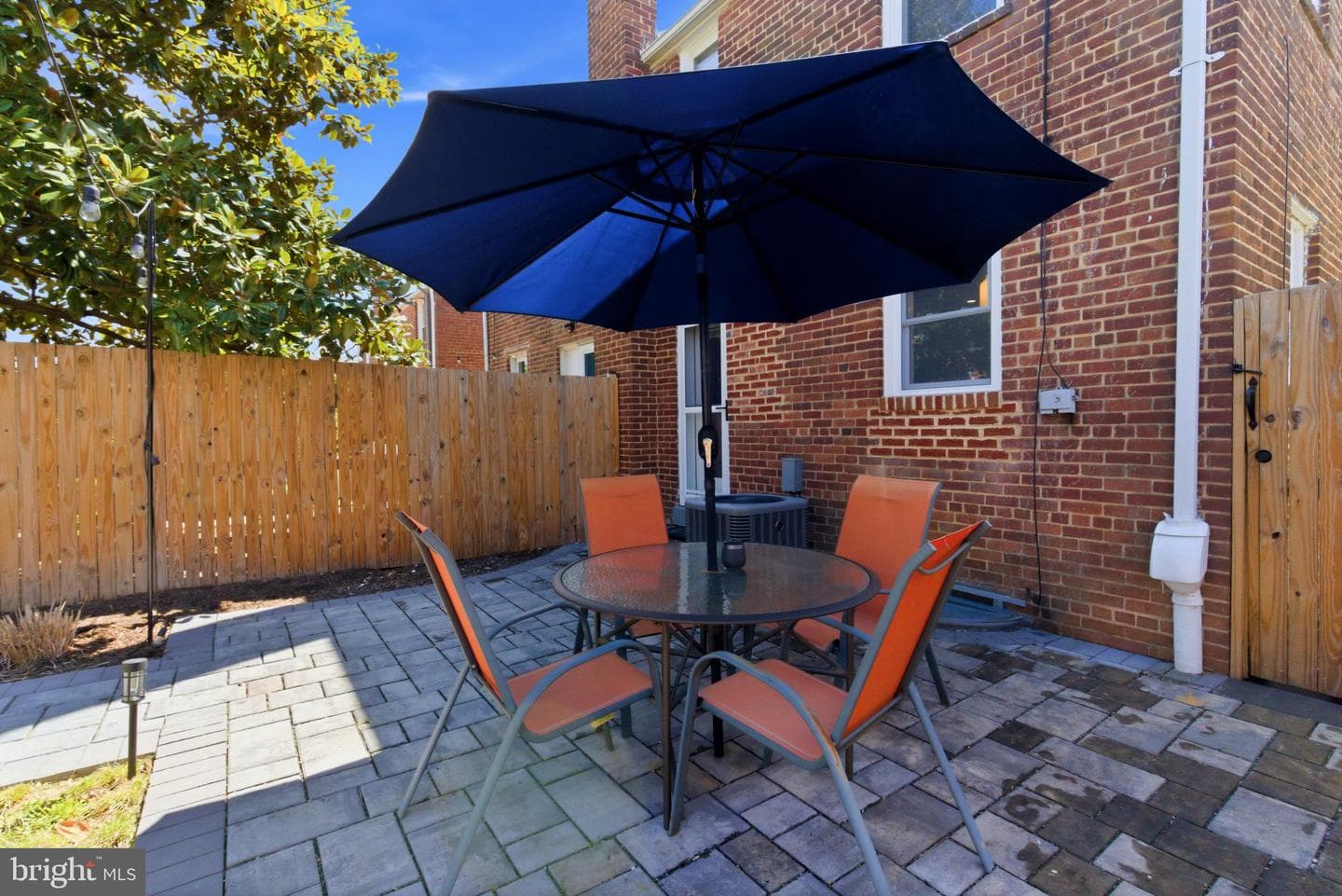 618 Faraday Place NE photo 40