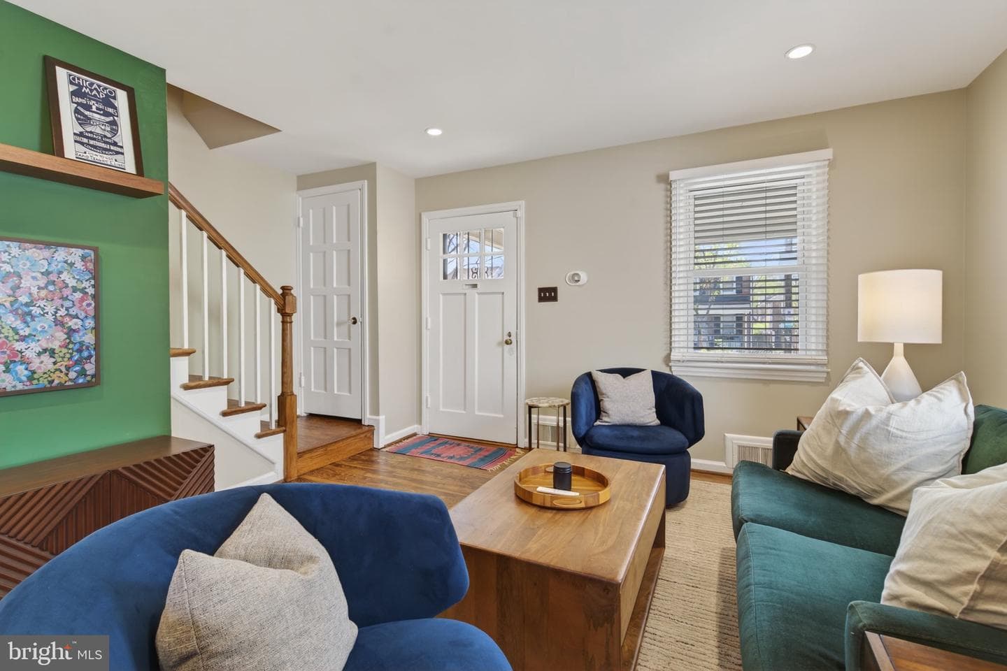 618 Faraday Place NE photo 6