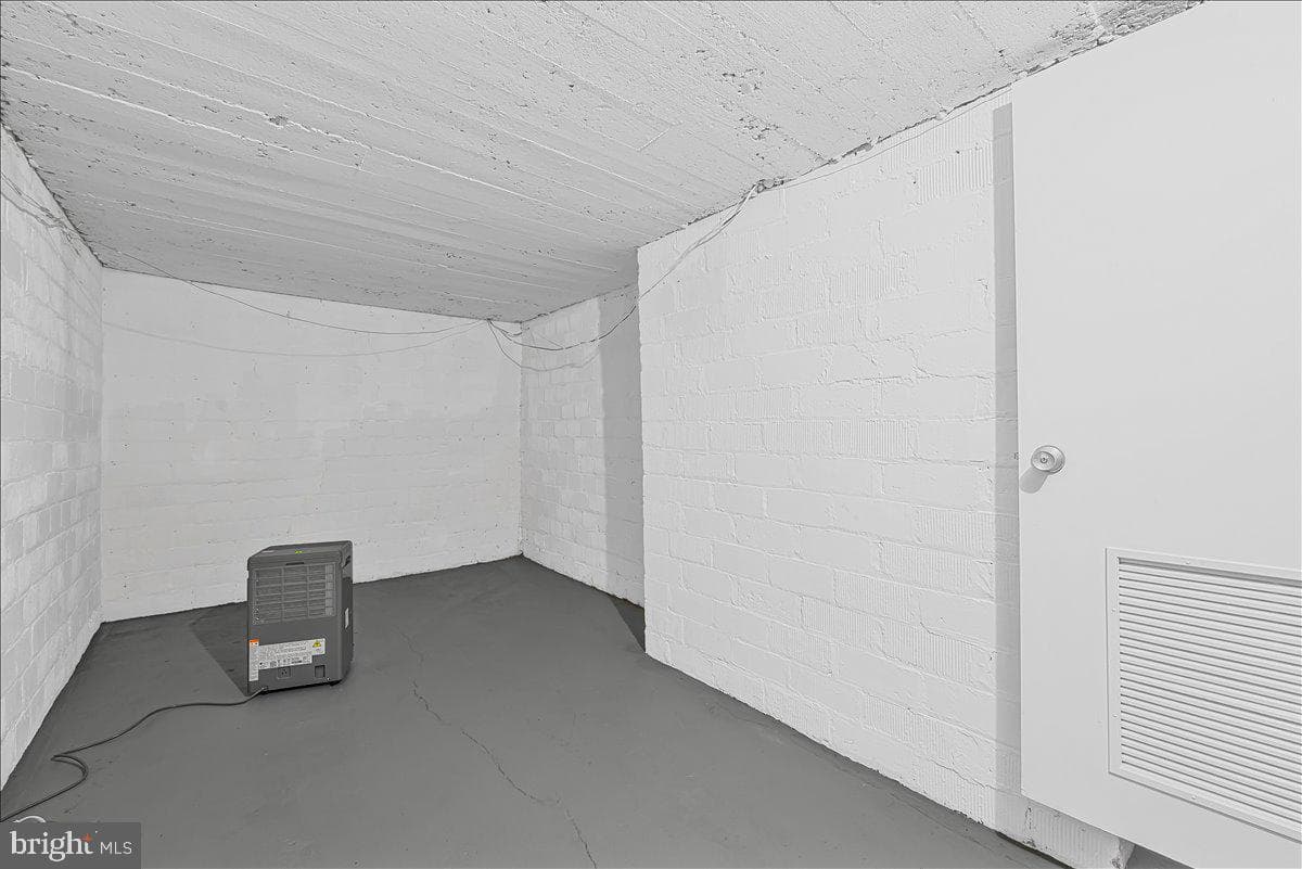 3001 Mckinley Street NW photo 52