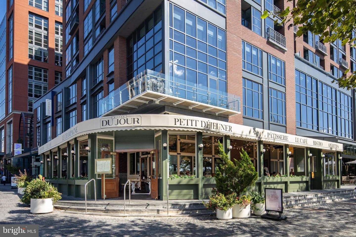 525 SW Water Street SW #404 photo 67