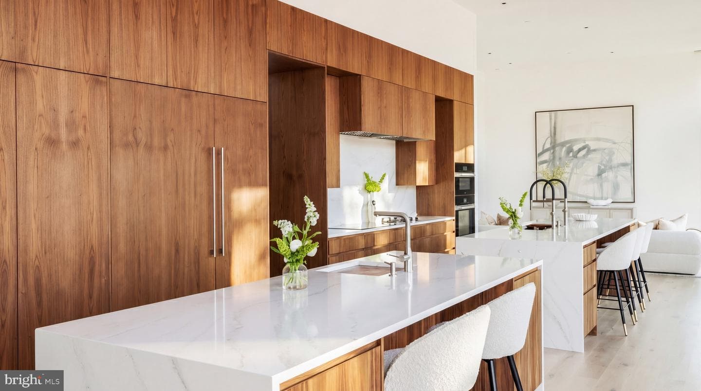 2676 Chain Bridge Road NW photo 12
