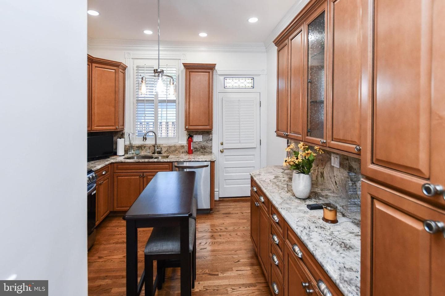 34 R Street NE photo 27