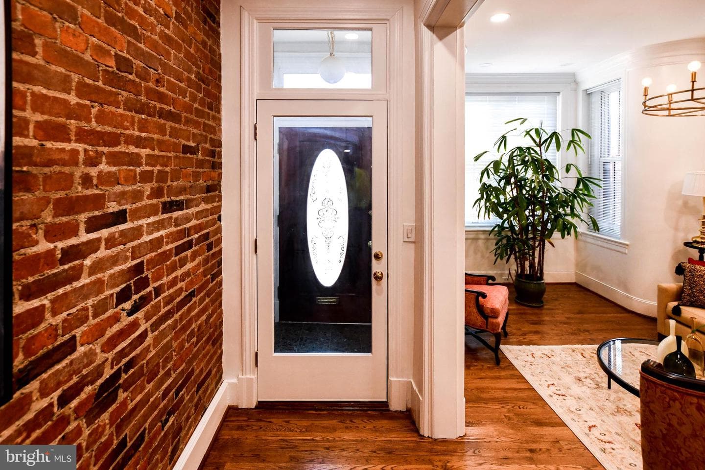 34 R Street NE photo 5