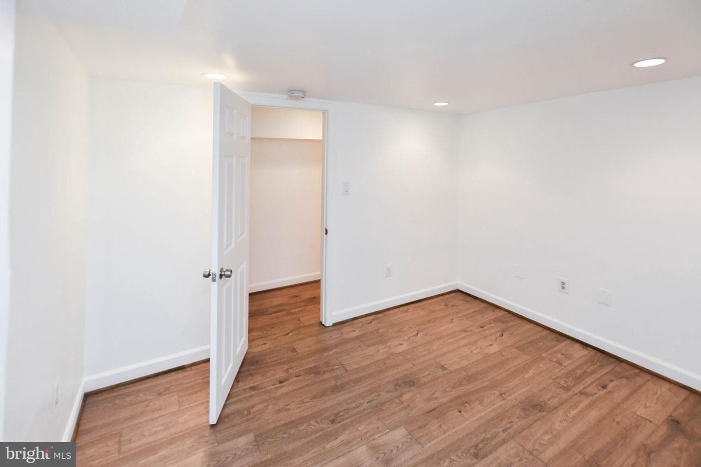 34 R Street NE photo 67