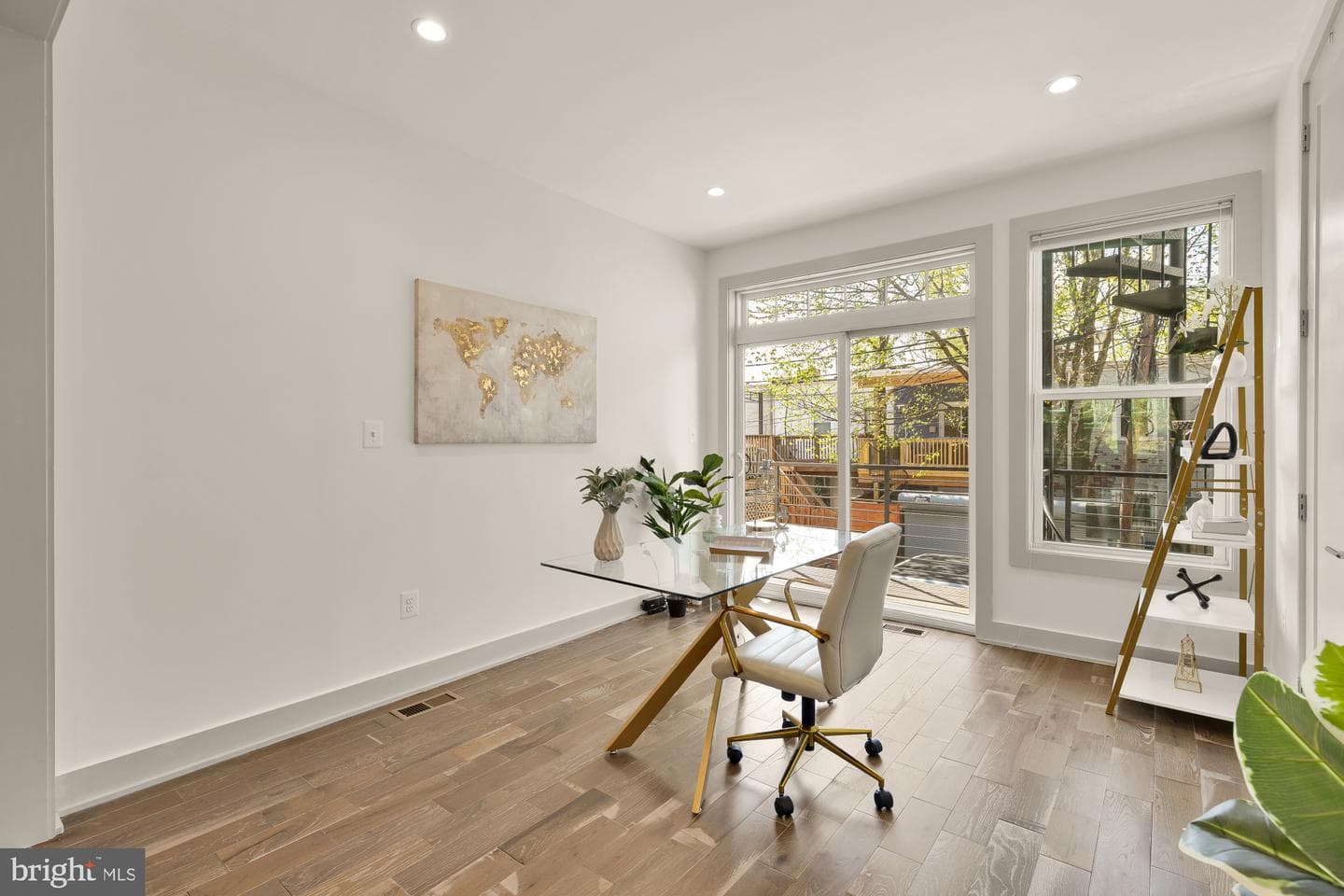 641 M Street NE #1 photo 13