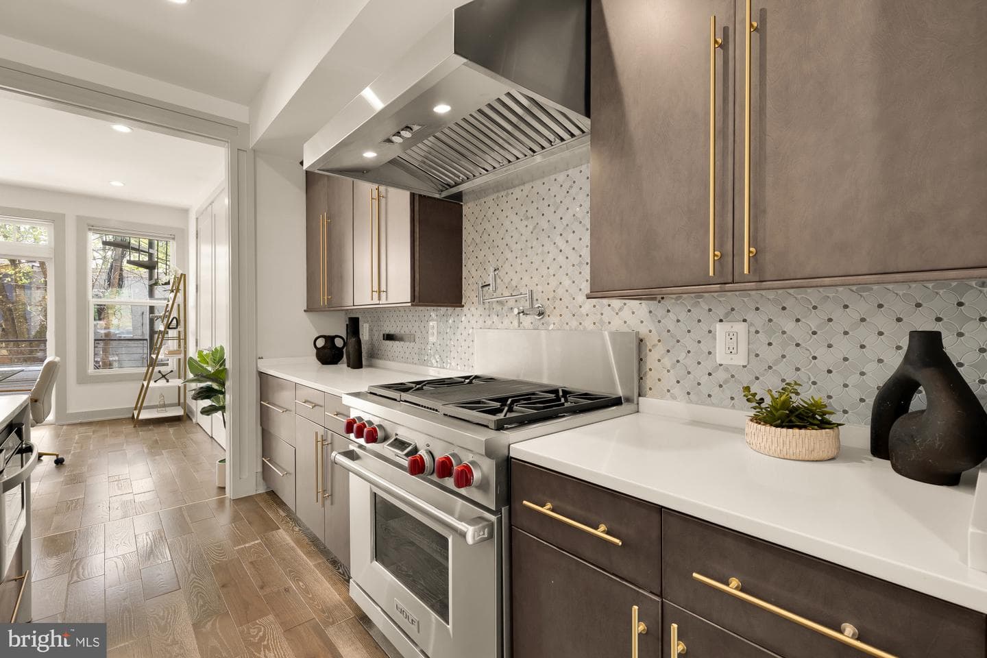 641 M Street NE #1 photo 8