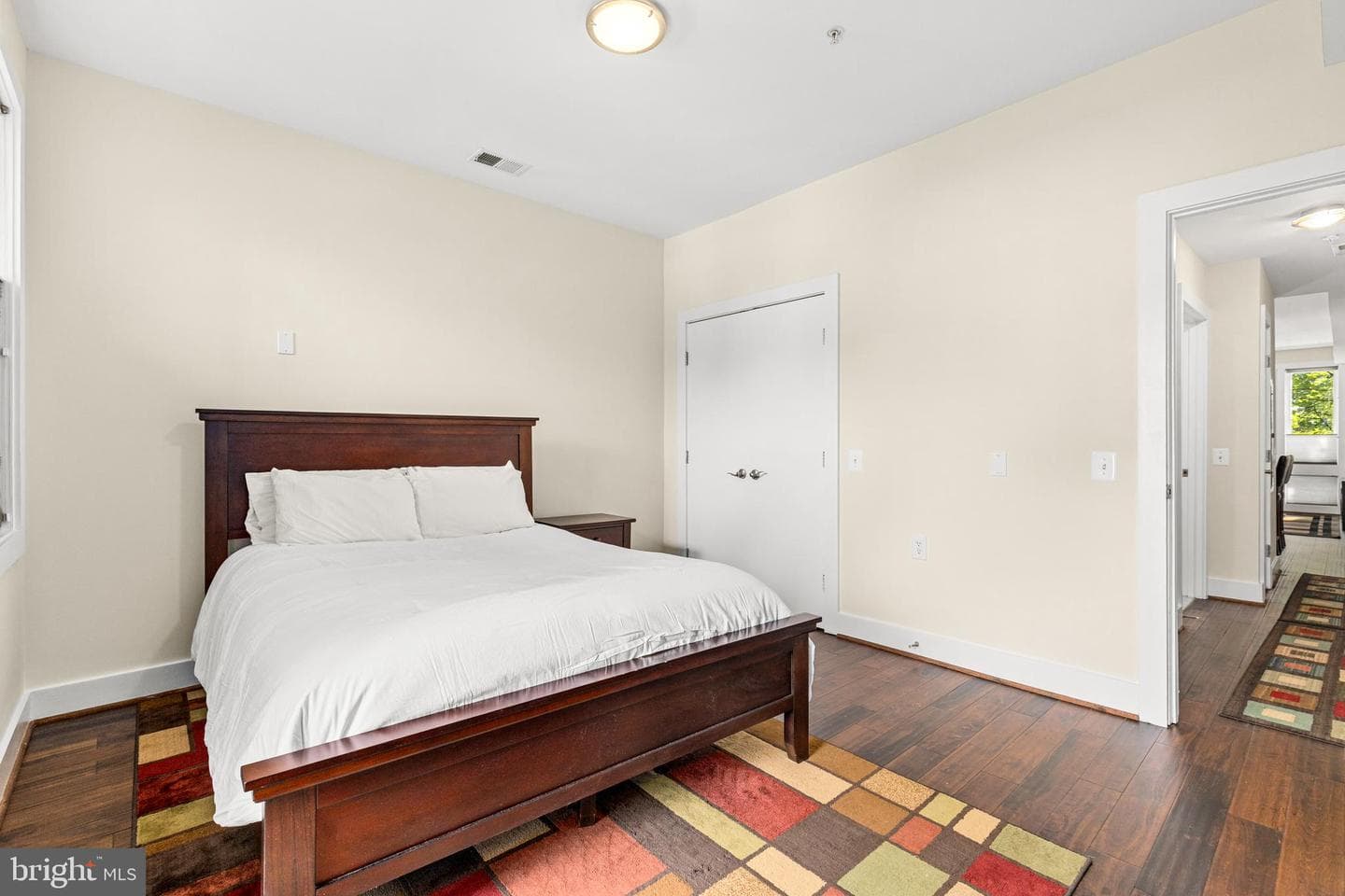245 15th Street SE #105 photo 15