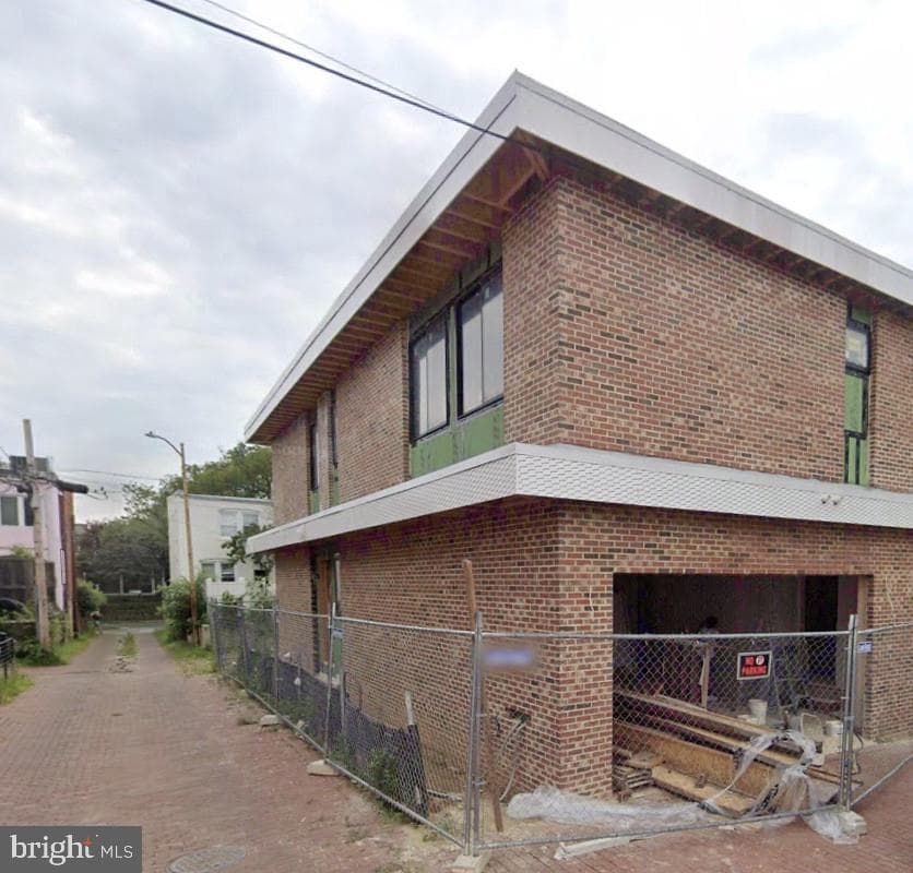 1661 Ebenezer Court SE, Washington