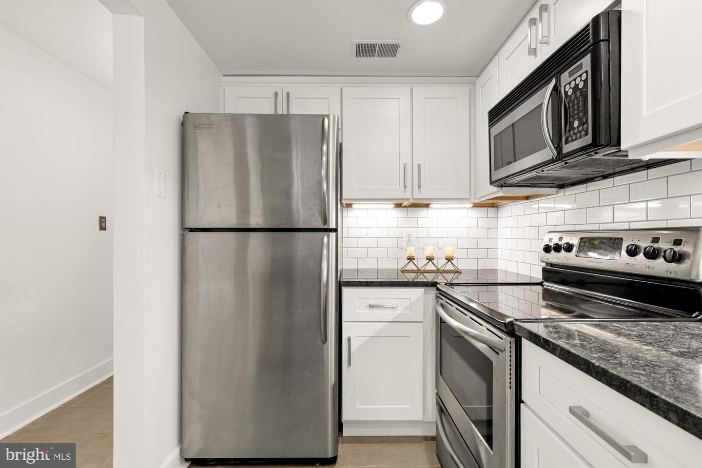 1727 R Street NW #402 photo 13