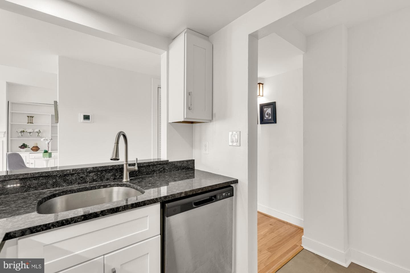 1727 R Street NW #402 photo 14