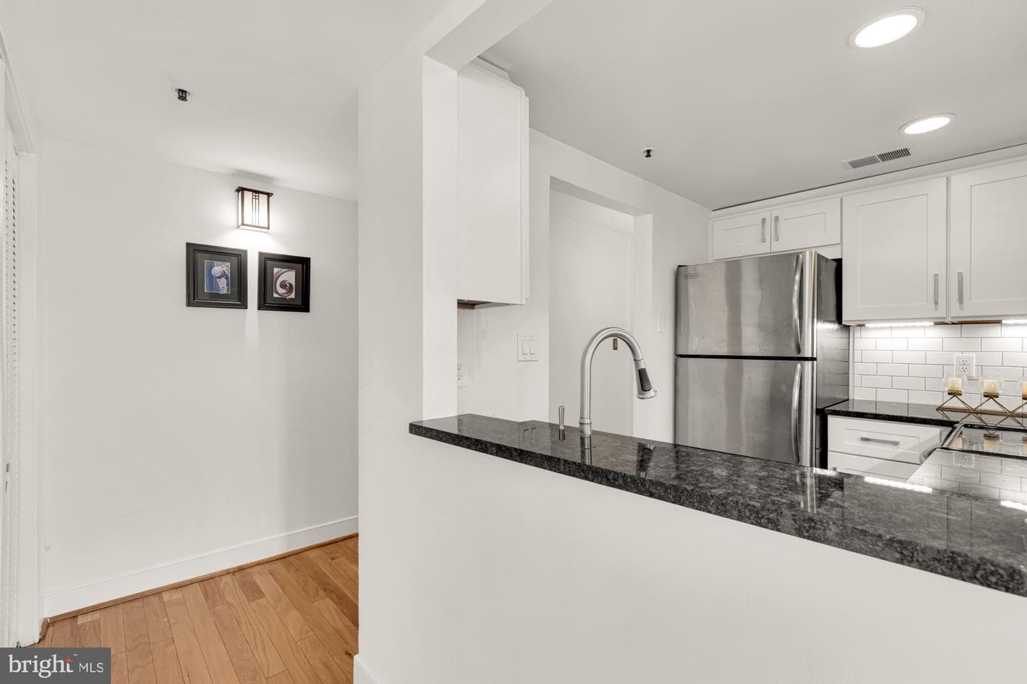 1727 R Street NW #402 photo 15