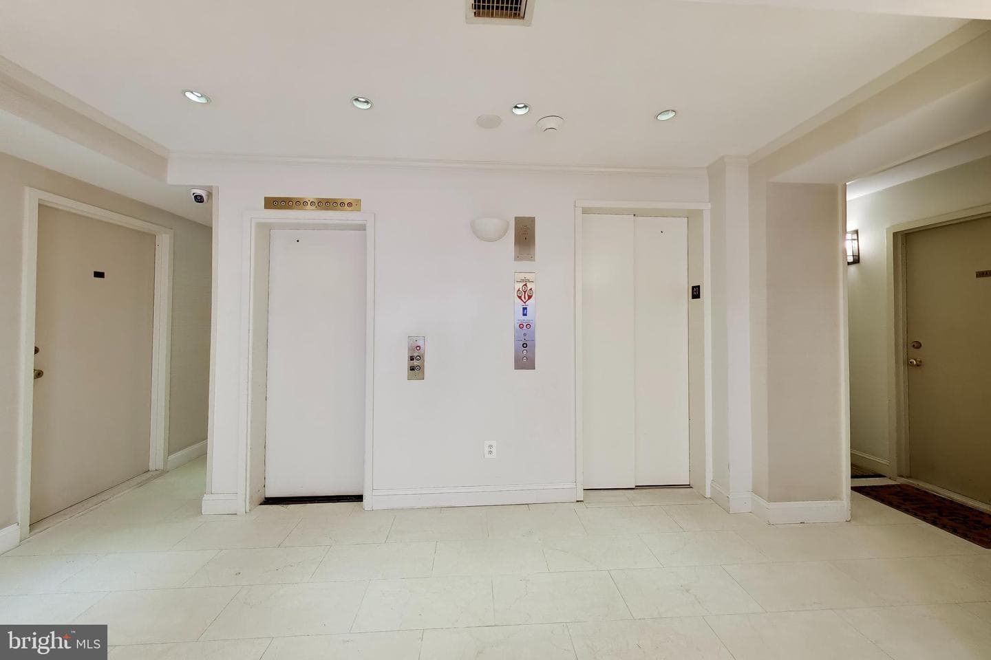 1920 S Street NW #403 photo 3
