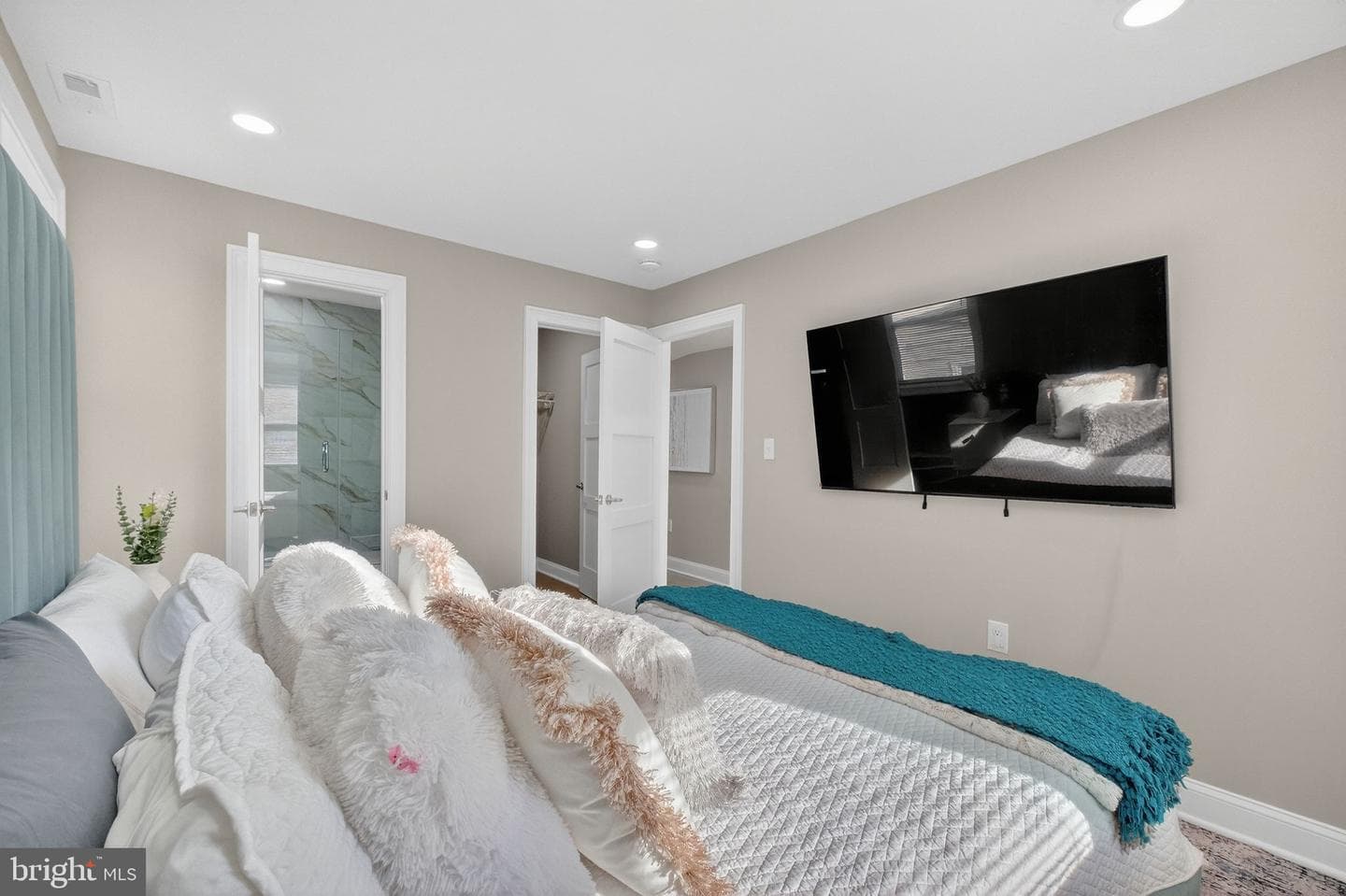 3151 Newton Street NE photo 19
