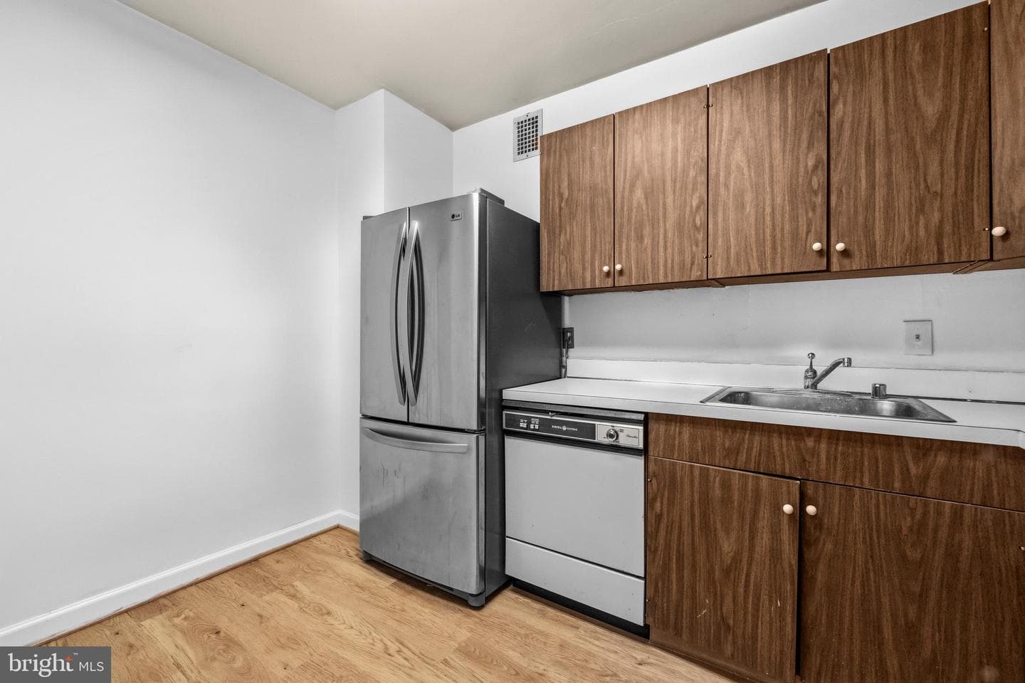 3001 Veazey Terrace NW #615 photo 10