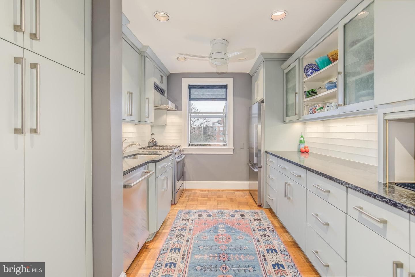4000 Cathedral Avenue NW #736-B photo 7