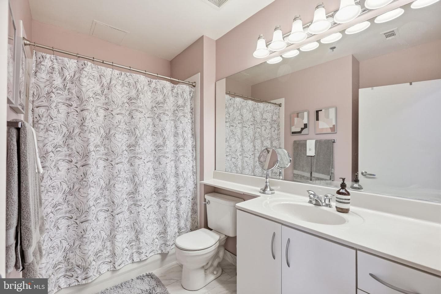 1300 N Street NW #707 photo 11