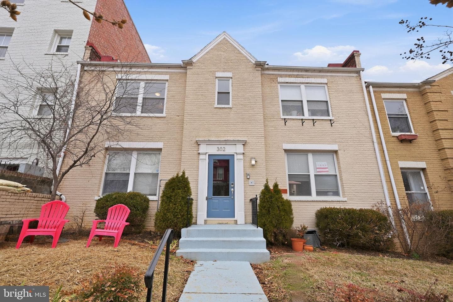 302 Todd Place NE #3