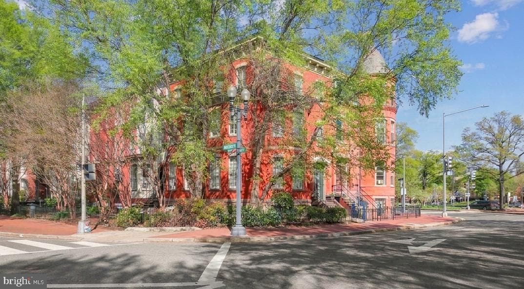 17 Logan Circle NW photo 53