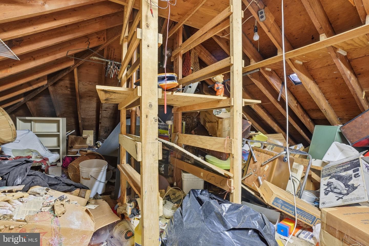 1430 Foxhall Road NW photo 32