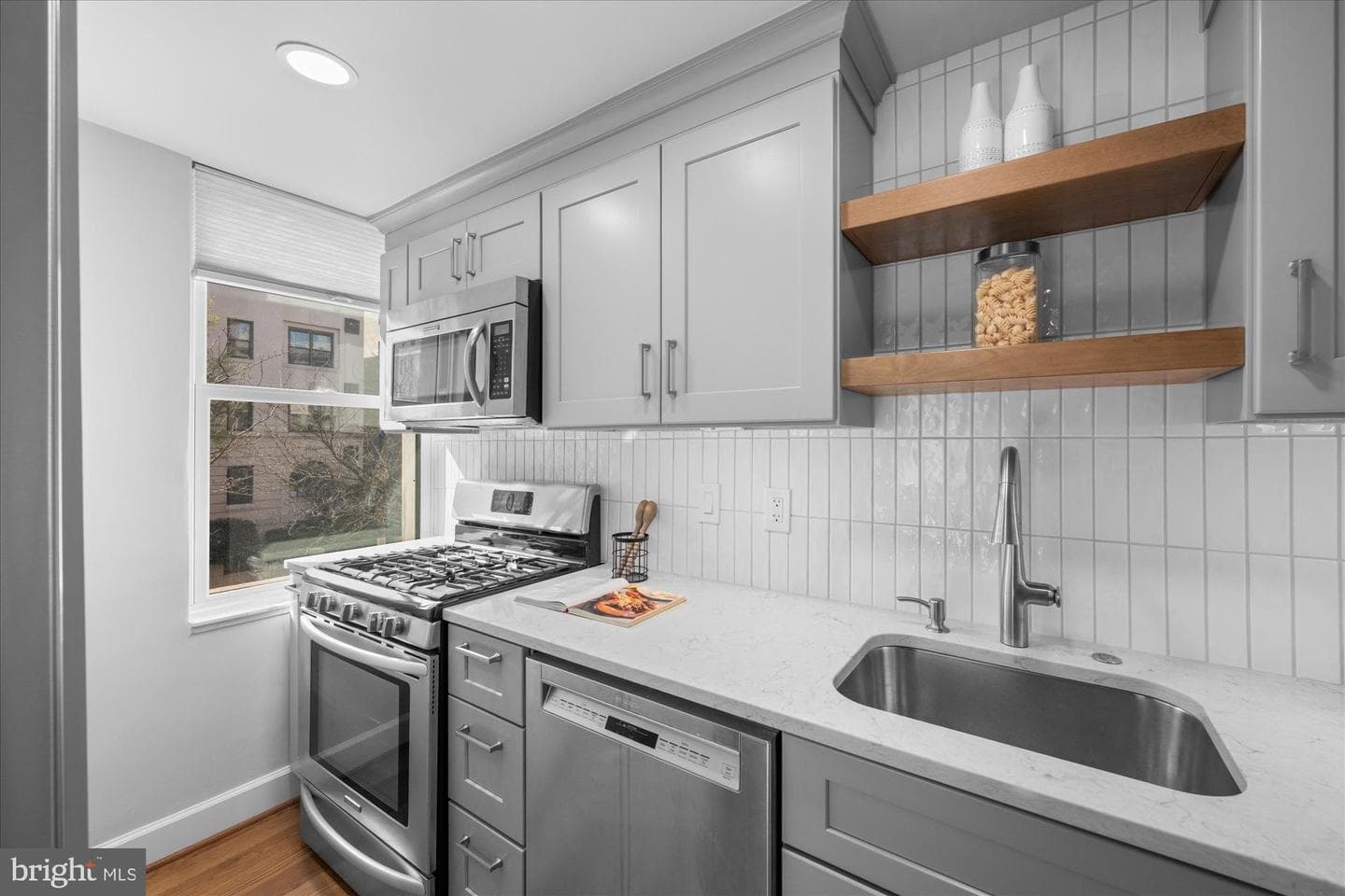 2127 California Street NW #204 photo 6