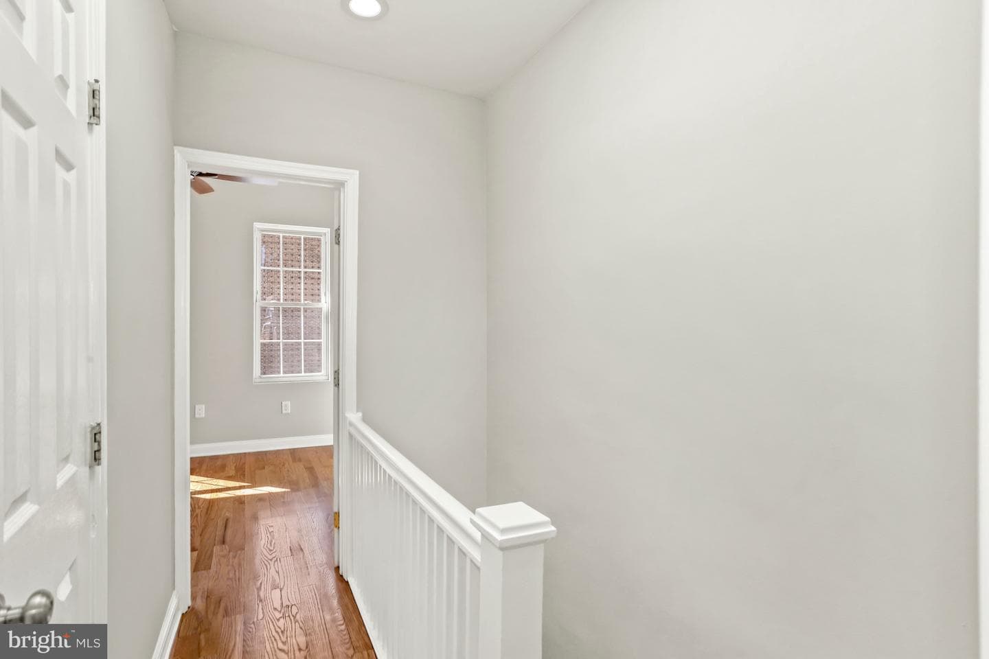 627 Gresham Place NW photo 14