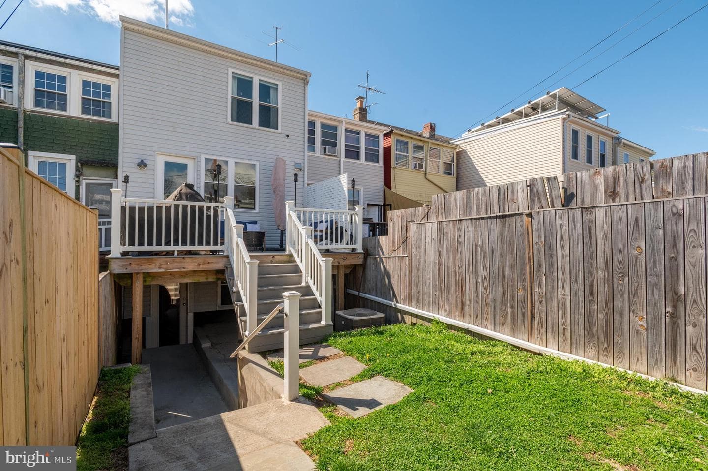 717 Hamilton Street NW photo 23