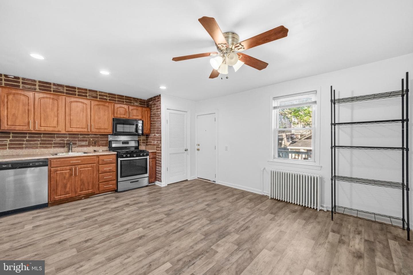 520 49th Street NE photo 13